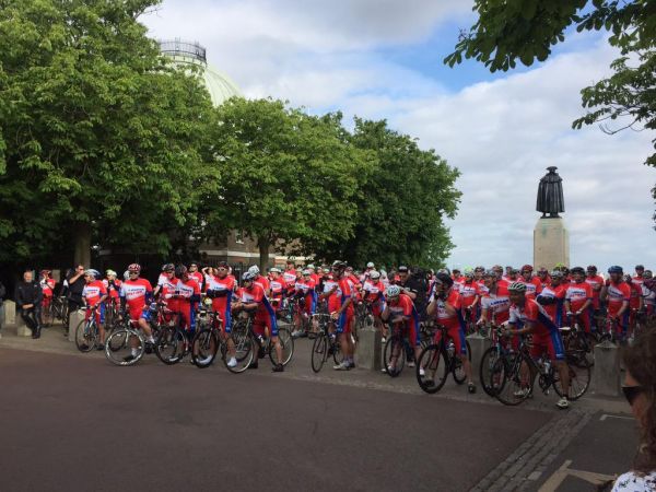  And they’re off – en route vers Paris…