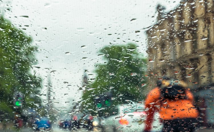  Wet weather riding skills