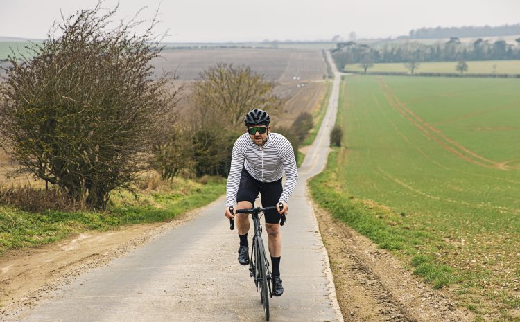  How to get better at climbing hills on your bike