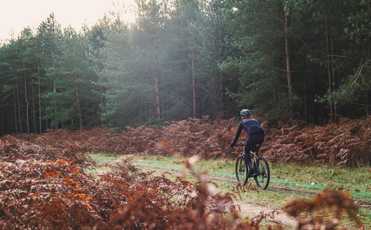  How to dress for autumn cycling